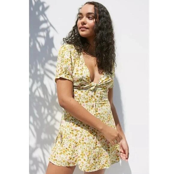 Urban Outfitters Dresses & Skirts - Urban Outfitters M Bloom Dainty Smocked Minidress Sundress Feminine Low Cut